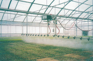 温室移动喷灌机